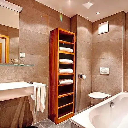 Mountain Estate 4*