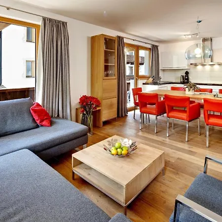 Aparthotel Mountain Estate 4*